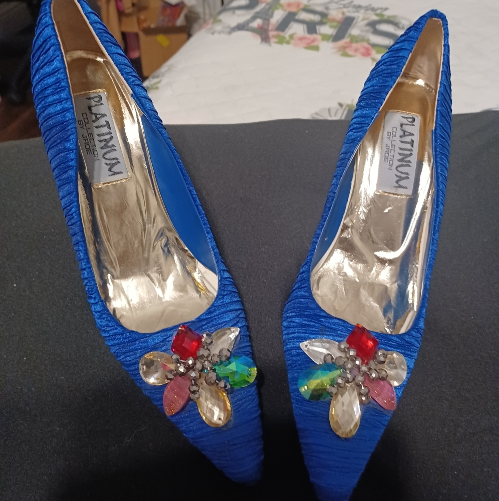 VINTAGE Royal Blue Special Occasion "Embellished" Pumps by Platinum SIZE 7